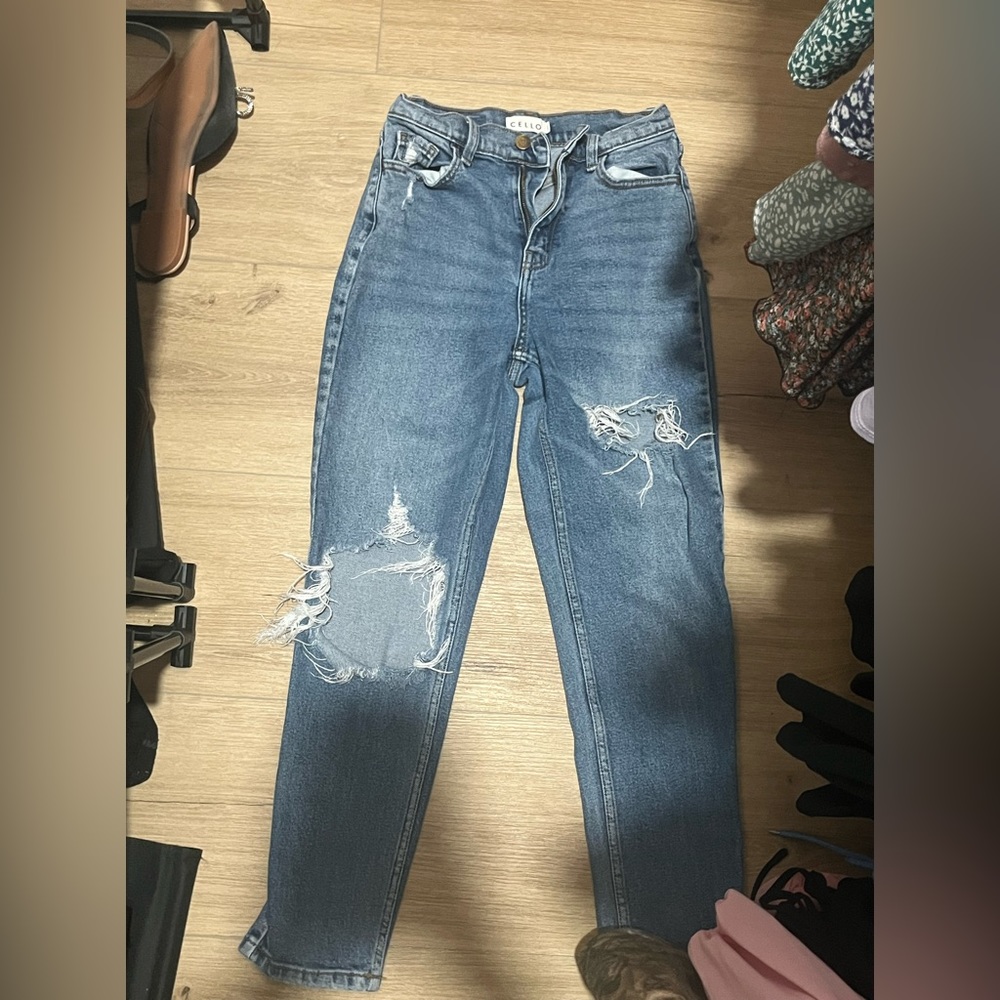 CELLO ripped jeans